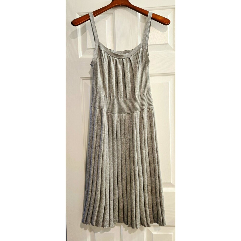 Old Navy Soft Knit Pleated Sweater Dress Medium M Gray Heathered Ribbed Coquette